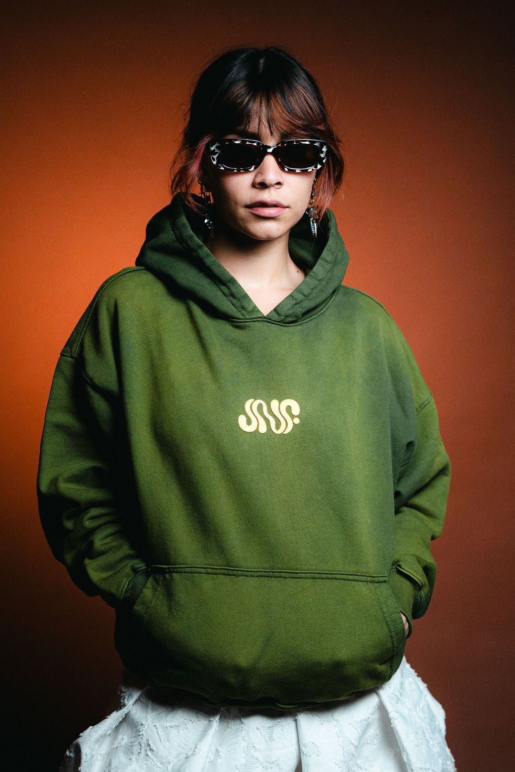 HOODIE BN4B VERDE OLIVA