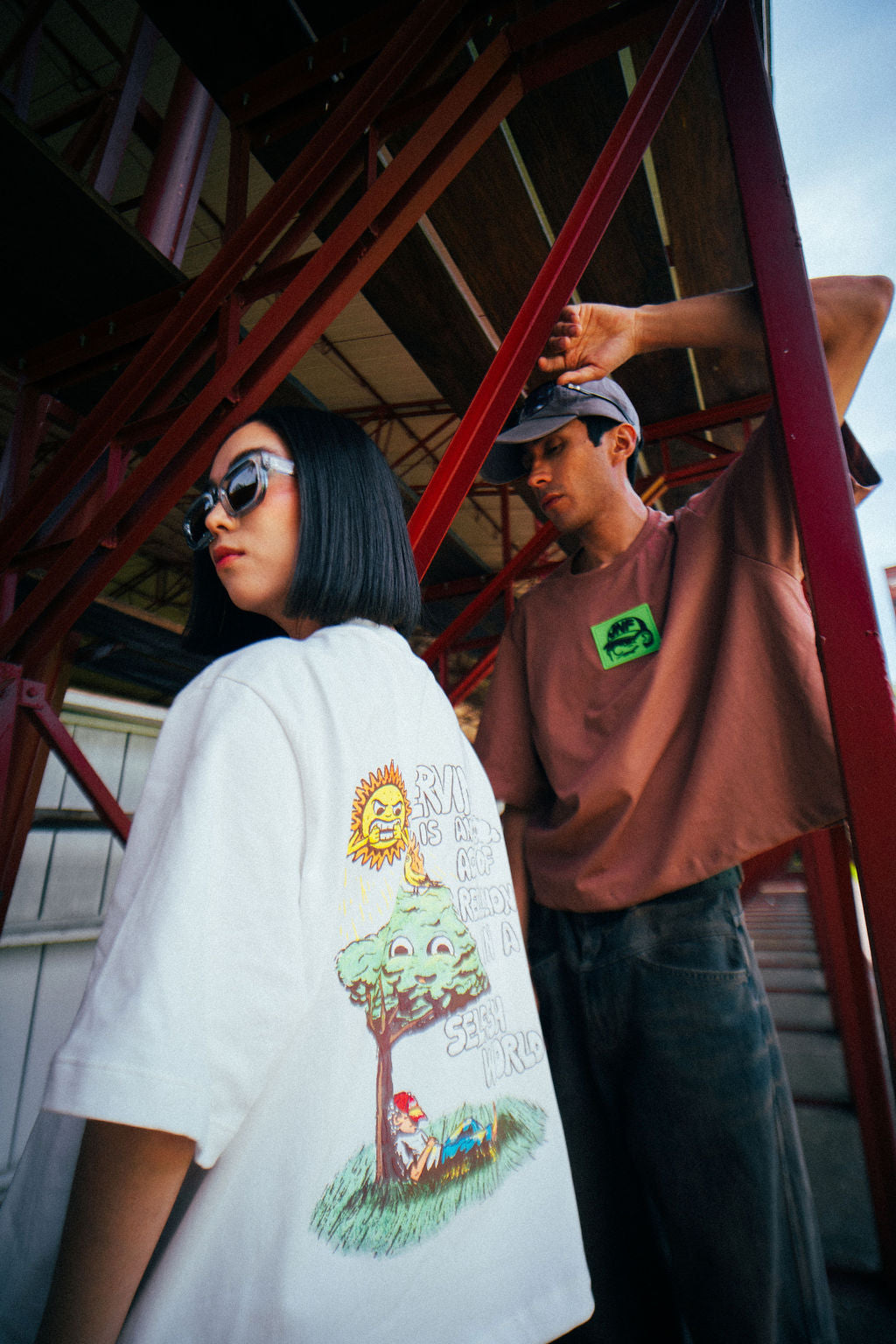 CAMISETA SERVING BLANCA