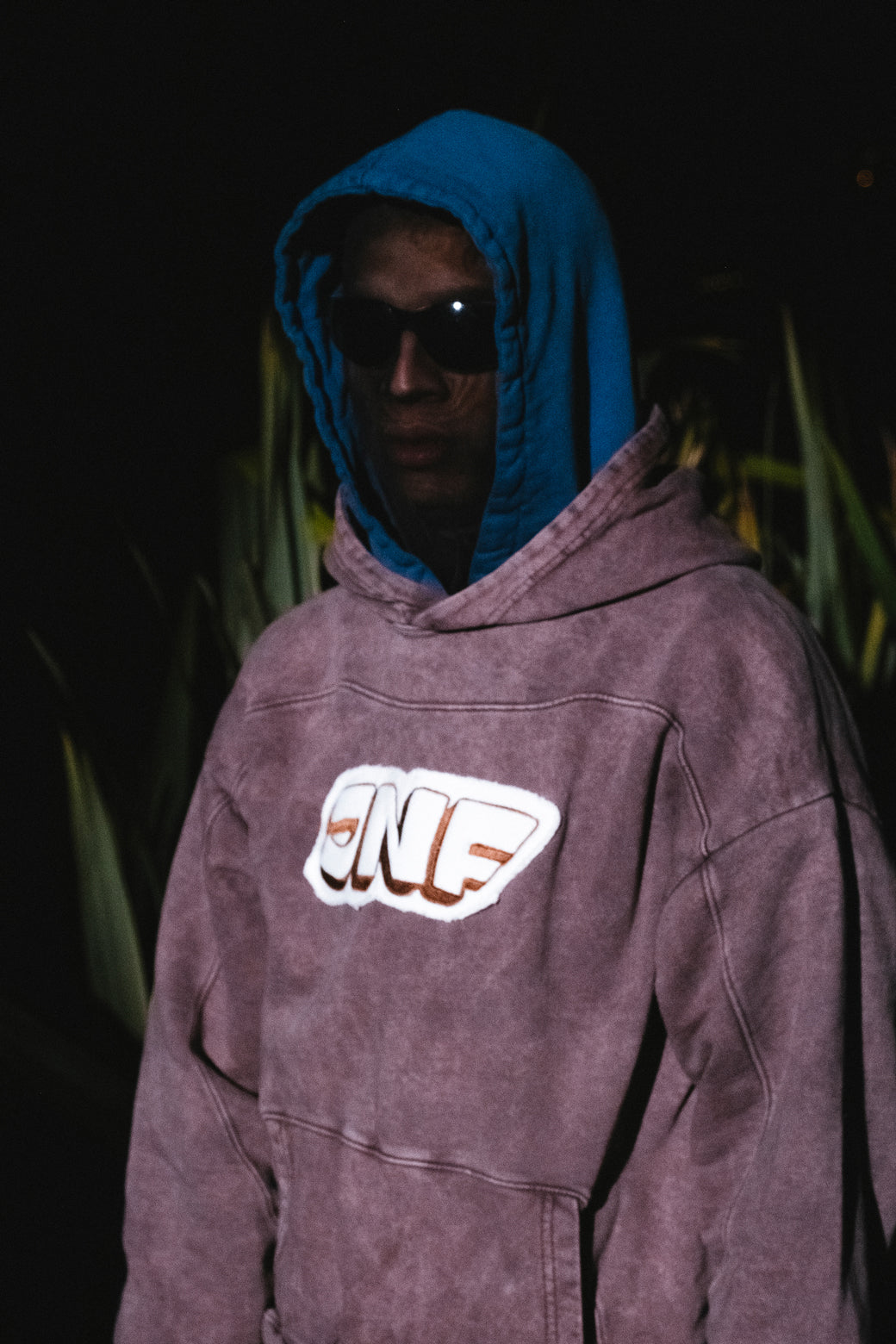 HOODIE PRÓFUGOS CUTS CAFÉ